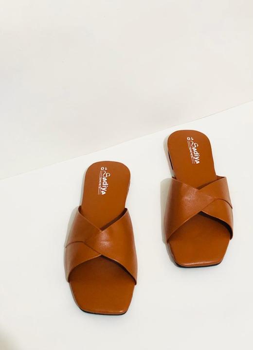 Women's%20Slim%20and%20Fit%20Flat%20Slipper%20Sandal%20%7C%20Pati%20Slipper%20-%20Image%208