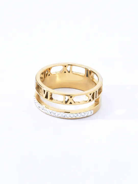 Fashion%20Design%20Personalized%20Luxury%20Stainless%20Steel%2018K%20Gold-Plated%20Single%20Row%20Diamond%20Roman%20Numeral%20Openwork%20Ring%20For%20Women%20pen%20gpt%20-%20Image%206