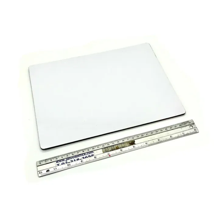 A4%20grade%20a%20laminated%202-sided%20white%20board%20without%20edge%20-%20Image%204
