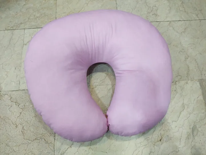 multifunctional%20nursing%20pillow%20available%20in%20different%20colours%20%7C%20little%20moon%20baby%20nursing%20pillow%20%7C%20baby%20nursing%20pillow%7C%20mother%20breastfeeding%20and%20bottle%20feeding%20%7C%20sitting%20suport%20-%20Image%207