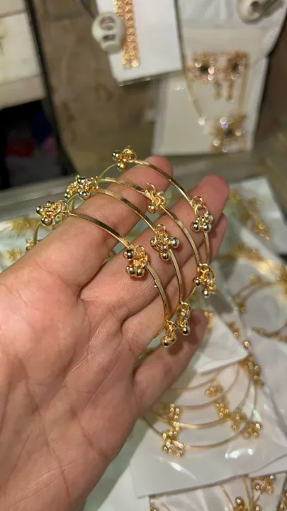 Kashmiri%20Bangles%204%20pcs%20kara%20Trendy%20bangles%20for%20girls%20and%20women,%20-%20Image%203