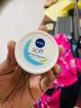 Nivea Soft Light Moisturising Cream 25ml. 