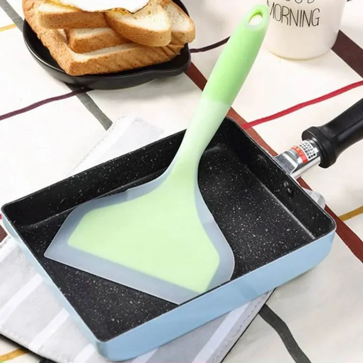 Top-Quality%20Silicone%20Spatula%20Set%20%E2%80%93%20Non-Stick,%20Heat-Resistant%20Cooking%20&%20Baking%20Tools%20for%20Cake,%20Pizza,%20Meat%20&%20Eggs%20-%20Image%208