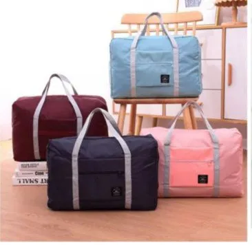 Foldable%20Travel%20Bag%20-%20Made%20in%20China%20-%20(Random%20Colours)%20-%20Image%203