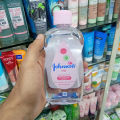 Johnson's Baby Oil 300 ml (made in Italy). 