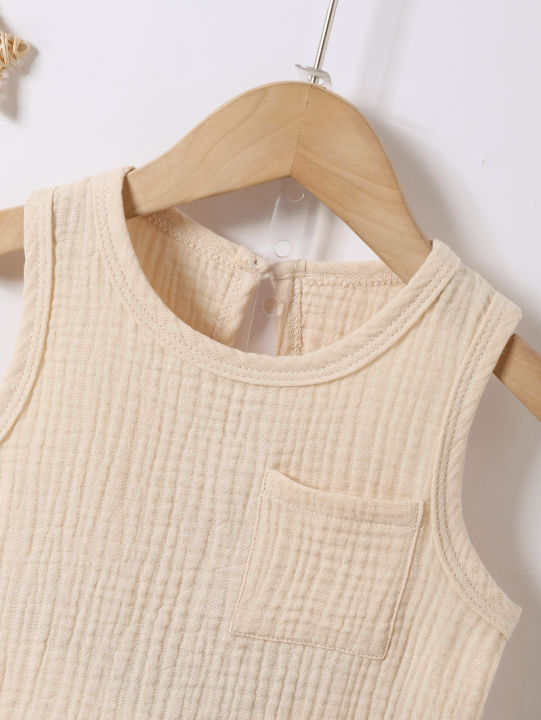 Baby%20Boy%20Fashionable%20Casual%20Summer%20Top%20And%20Shorts%20Set%20In%20Textured%20Fabric%20With%20Pockets%20-%20Image%204