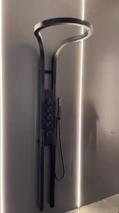 Most%20luxurious%20Shower%20panel%20water%20fall%20in%20world%20-%20Image%205
