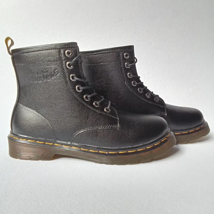 Black%20Dr%20Martin%20Boot%20For%20Men%20-%20Image%202
