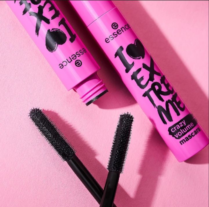 Essence%20Crazy%20Volume%20Mascara%20-%20Image%206