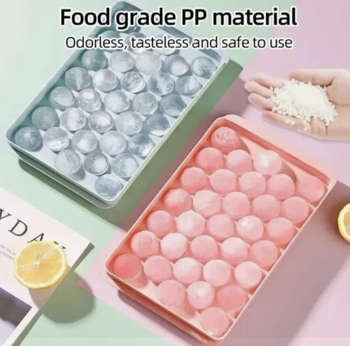 Round%20Ice%20Cube%20Tray%20with%20Lid%20%E2%80%93%20Easy%20Release%20Durable%20Plastic%20Ice%20Maker%20Mold,%20Large%20Capacity%20Freezer%20Tray%20for%20Home%20&%20Kitchen%20(Multicolour)%20-%20Image%205