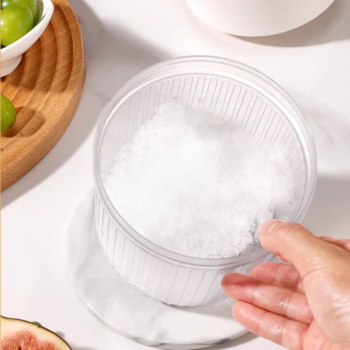 Household%20Small%20Size%20Hand-Operated%20Making%20Smoothie%20Machine%20with%20Ice%20Cube%20Mold%20Kitchen%20Hand%20Shaved%20Ice%20Breaker%20Ice%20Crusher%20-%20Image%204