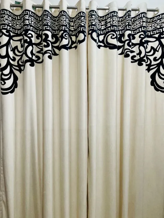 Velvet%20Curtain%20Laser%20Print%202%20Pcs%20%E2%80%93%20Premium%20Malai%20Velvet%20Heavy%20Parda%20for%20Bedroom%20&%20Living%20Room%20%7C%20Elegant%20Eyelet%20Design%20Window%20Curtain%20-%20Image%206