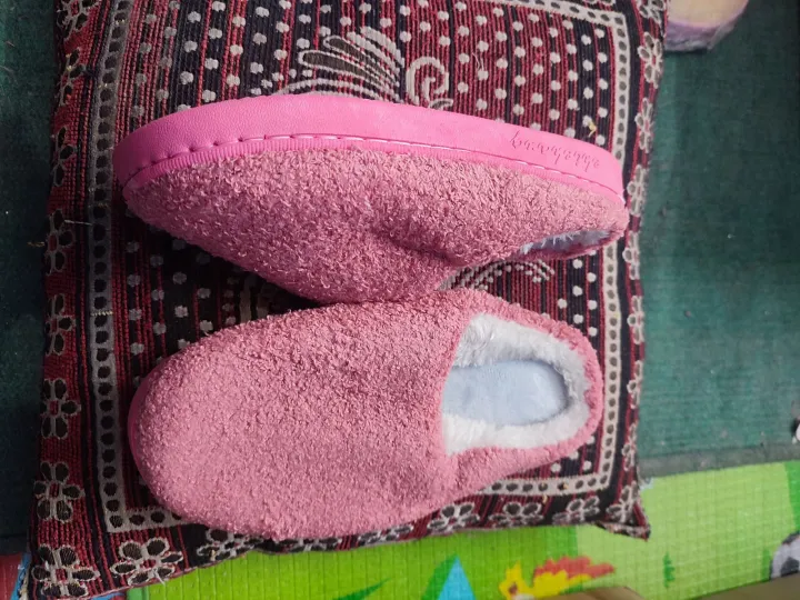50%20code%20Plain%20Pink%20Colour%20Warm%20Slippers%20For%20Unisex%20-%20Image%204