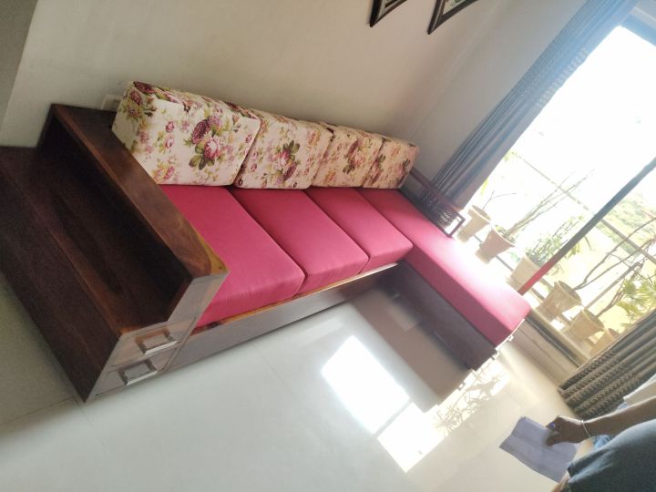 Solace%20L-Shaped%204%20Seater%20Wooden%20Sofa%20-%20Image%206