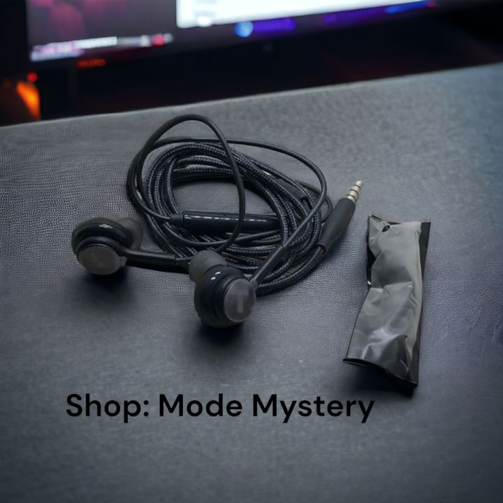 Akg Headphone for Smartphones ,in ear headphone, valium control headset