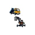 42147 New genuine Lego 100% dump truck. 