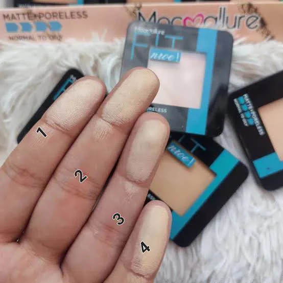 Mocallure%20FIIT%20MEE%20matte%20compact%20powder%20-%20Image%202