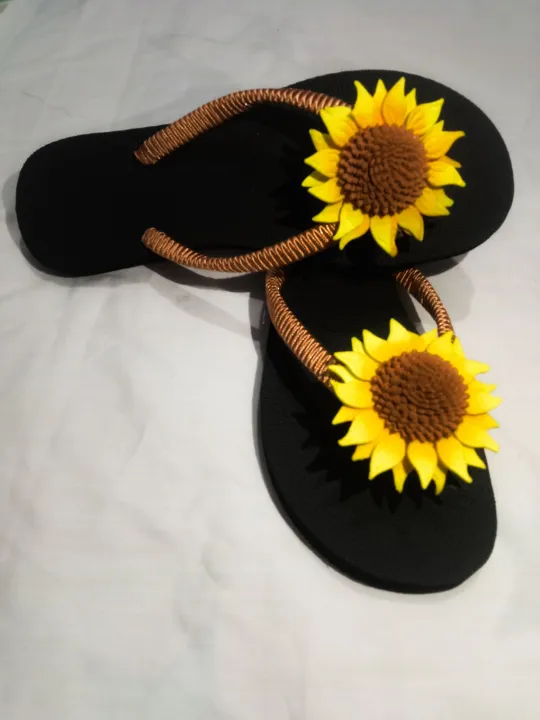 Ladies%20slippers%20-%20Sunflower%20-%20Image%202