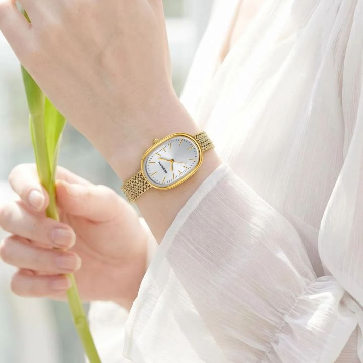 Women's%20Simple%20and%20Stylish%20Business-Elegant%20Quartz%20Watch%20Suitable%20for%20Daily%20Wear%20-%20Image%202