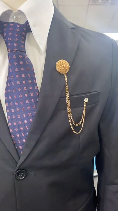 Twisted Flower Ball with Chain Brooch – Stylish Suit & Dress Accessory for Men & Women