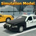 Victoria Crown police car and taxi simulation alloy models, collectible toy cars for teenagers, perfect as a New Year's gift.. 