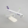 a320 sky airlines 1 400 model planes 20cm Chilean airbus a320 Metal Replica aircraft model With Landing Gear Aviation Simulation. 