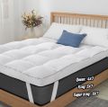 Premium Quality Deluxe Mattress Topper white colour 1 pice. 