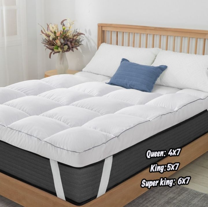 Premium Quality Deluxe Mattress Topper white colour 1 pice