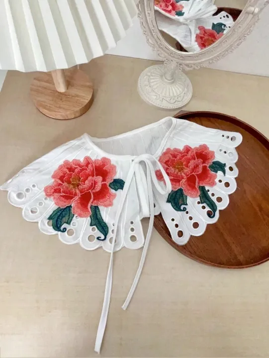 Original%20Niche%20Design%20Spring%20New%20Style%20Flower%20and%20Bird%20Pattern%20Retro%20Fabric%20Fake%20Collar%20Women's%20Embroidered%20Straps%20Cut%20Out%20Shawl%20Can%20Be%20Matchinged%20with%20Shirts%20T-Shirts%20and%20Skirts%20for%20Outings%20to%20Play%20Holiday%20Style%20-%20Image%204
