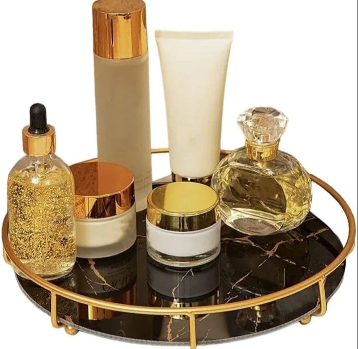 Household%20products%20Makeup%20Storage%20Rack,%20Cosmetic%20Storage%20Shelf,%20Makeup%20Organizer,%20Dressing%20Table,%20Makeup%20and%20Perfume%20Organizer,%203%20Floors,%201%20round%20floor%20-%20Image%204