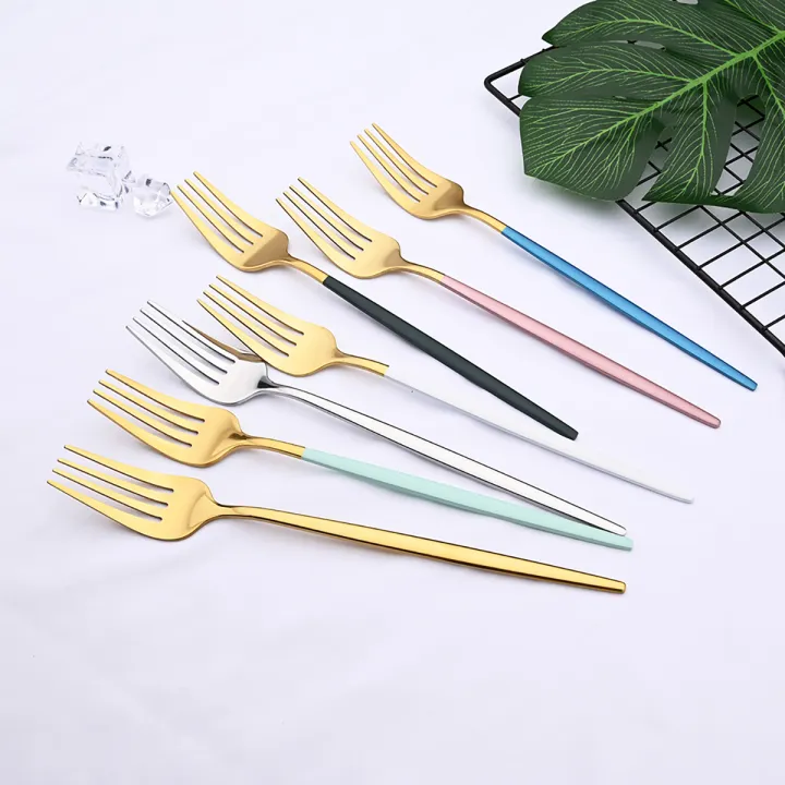 6pcs%20Gold%20Dessert%20Fork%20Dinnerware%20Set%20Mirror%20Stainless%20Steel%20Salad%20Fork%20Set%20Tableware%20Cutlery%20Set%20Home%20Party%20Kitchen%20Tableware%20-%20Image%202