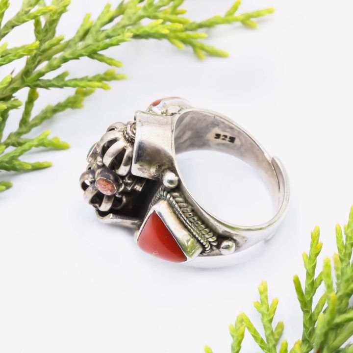 Pure%20Silver%20Bajra%20Design%20Ring%20With%20Natural%20Coral%20/Unisex/11.4%20Gram%20-%20Image%202