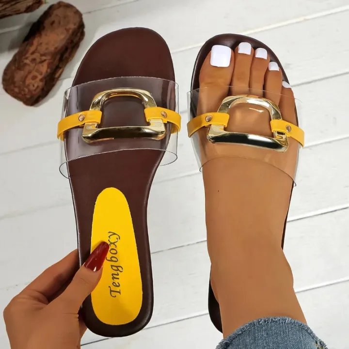 Summer%202025%20New%20Women's%20Large%20Fashion%20Sandals%20and%20Slippers%20Summer%20New%20Flat%20Metal%20Strap%20Sandals%20-%20Image%204