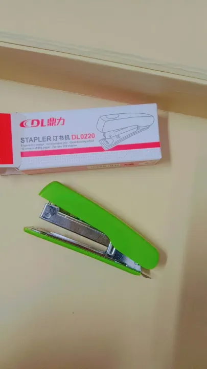 Office%20stapler%20%20best%20stapler%20-%20Image%202