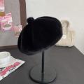1Pcs Retro Beret Hat Autumn Winter Women British Hepburn Stylish Artist Painter Hats Thick Warm Mountaineering Hat.