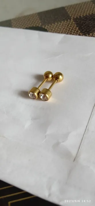 Gold%20Plated%20Earrings%20Karabu%20Joduwak%204%20mm%20size%20For%20Men%20And%20Women%20-%20Image%209