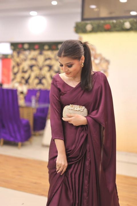 Plain%20Silk%20Purple%20Saree%20Stitched%20(Customized)%20-%20Image%205