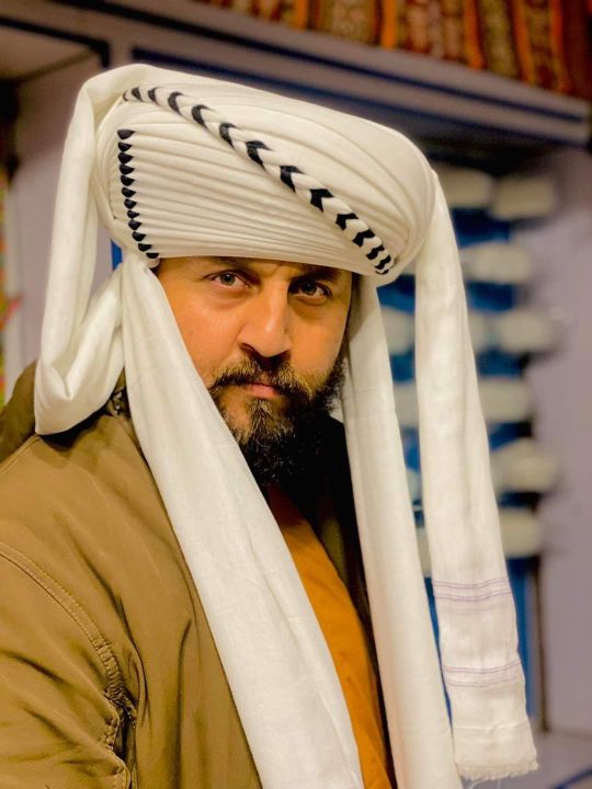 Decent Balochi Turban For Groom | Balochi Dastaar With Decent Colours.