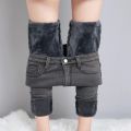 Hot Sale Winter Women Fleece Thermal Jeans Snow Warm Plush Jeans Female Denim Pants Casual Daily Straight Leg Trousers.
