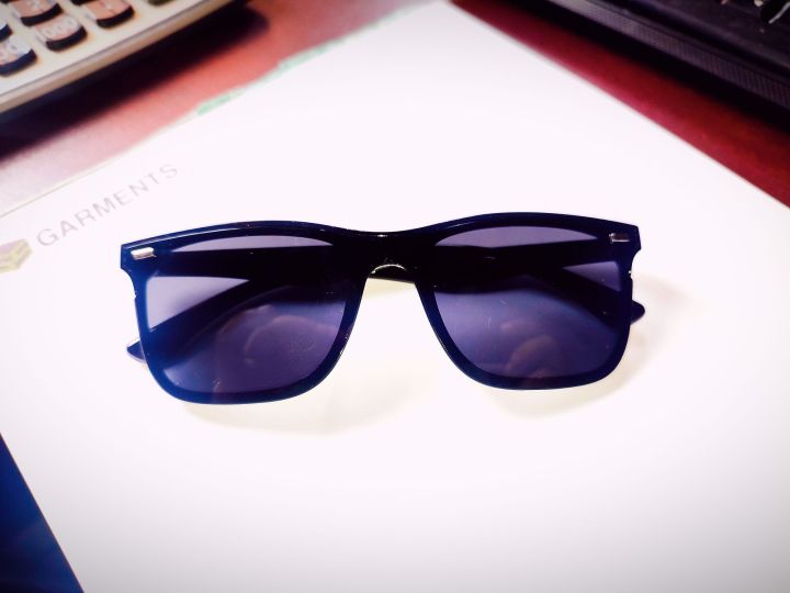 Full%20Black%20Ray-Ben%20Sunglasses%20-%20Image%205