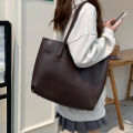 Vintage women's tote bag, new Korean version, large capacity, simple commuting bag,fashionable and versatile,single shoulder bag. 