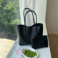 Vintage women's tote bag, new Korean version, large capacity, simple commuting bag,fashionable and versatile,single shoulder bag. 