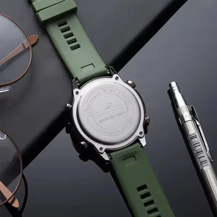 Men%E2%80%99s%20Digital%20Sports%20Watch%20%E2%80%93%20Multifunctional%20Waterproof%20LED%20Wristwatch%20with%20World%20Time%20%E2%80%93%20Black%20&%20White%20Display%20-%20Image%203