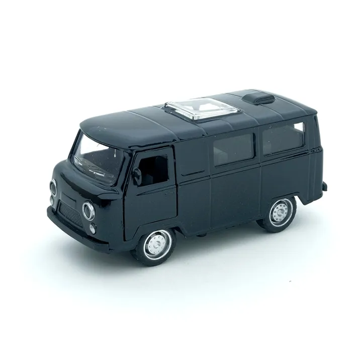 Uaz%20Traveler%20car%20and%20sightseeing%20coach%20alloy%20car%20model,%20a%20children's%20toy,%20a%20gift,%20a%20decorative%20item%20and%20a%20collection%20-%20Image%205