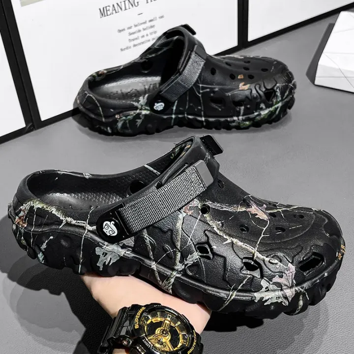 Summer%20Women's%20and%20Men's%20Clogs%20Slippers%20Classic%20Couple's%20Garden%20Shoes%20Men%20Fashion%20Casual%20Sandals%20Leisure%20Slides%20Big%20Size%2046%2047%20-%20Image%202