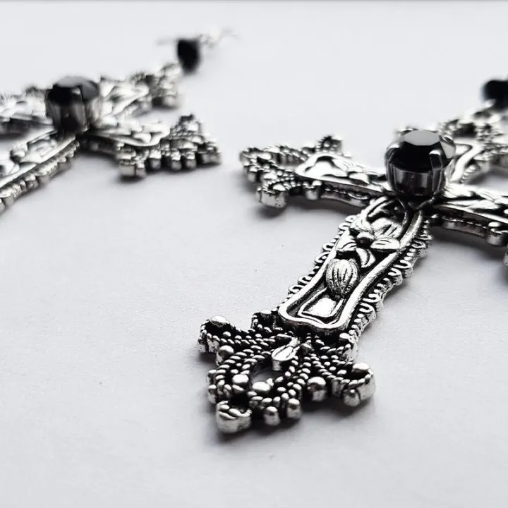 Goth%20Large%20Detailed%20Cross%20Black%20Drill%20Jewel%20Earrings%20Silver%20Color%20Gothic%20Punk%20Jewellery%20Fashion%20Gorgeous%20Statement%20Women%20Gift%20-%20Image%206
