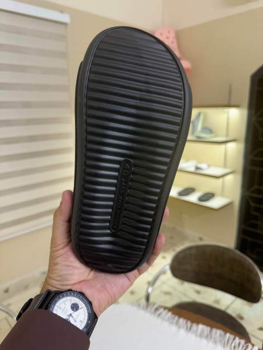 New%20Stylish%20Men's%20Comfortable%20Casual%20Summer%20Slippers%20%20For%20Men%20and%20Girls%20%7C%20Shoe%20for%20Boys%20%7C%20Indoor%20outdoor%20%20Slipper%20Lovers/%20Fashionable%20-%20Image%205