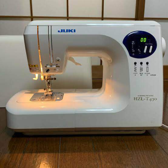Juki HZL-T470 imported Japanese sewing machine with accessories and gift
