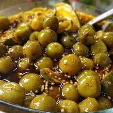 Original%20Shikarpuri%20Lasoory%20ka%20Achar%20-%20Image%202