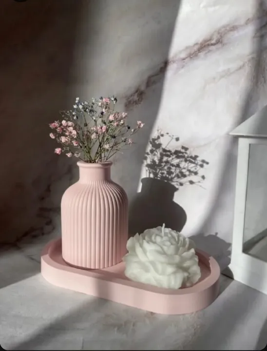 set%20of%203%20(1%20mini%20flowers%20vase%20+1%20ovel%20tray%20+1%20poney%20rose%20flower%20candle)%20-%20Image%204